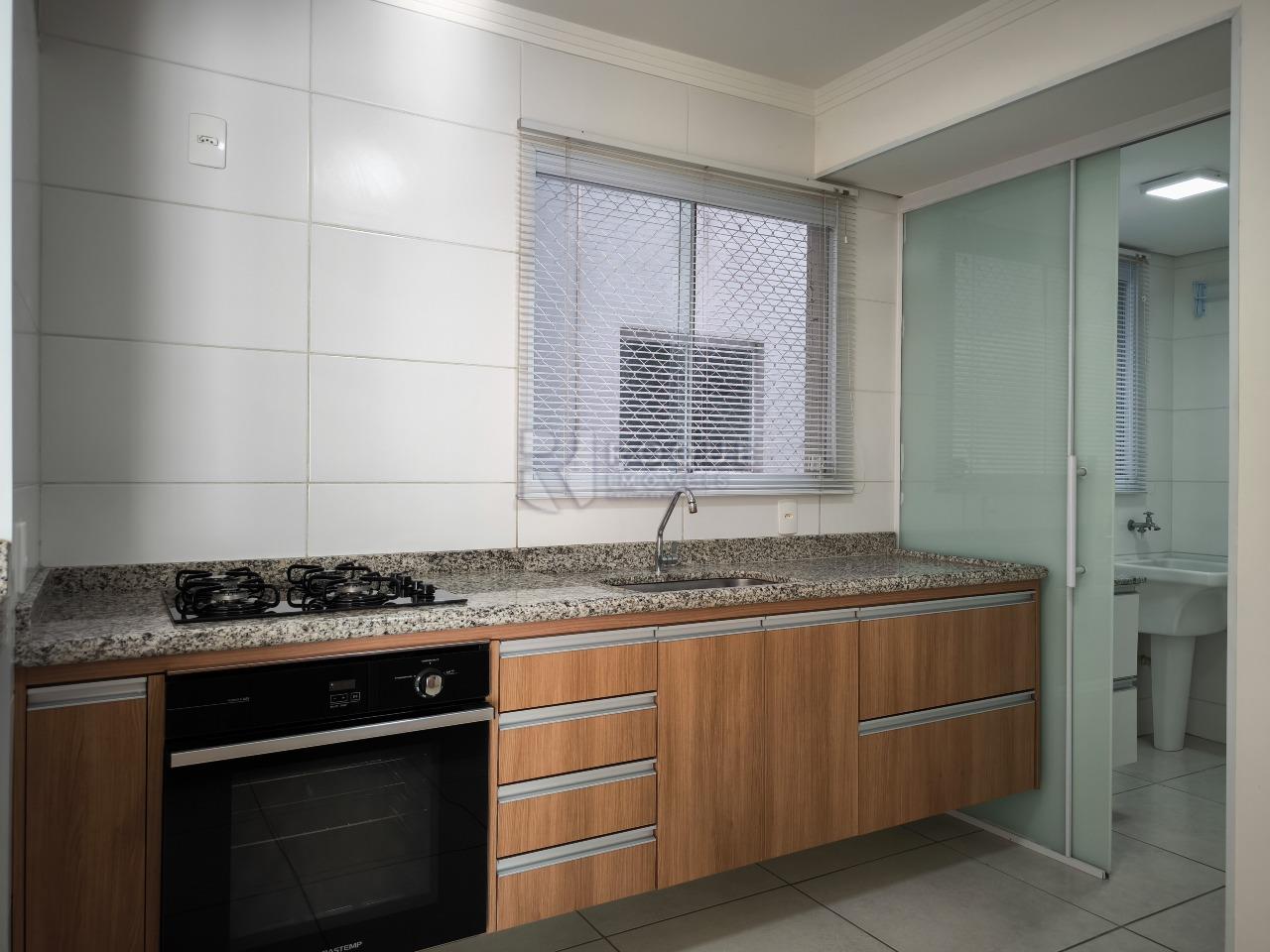 Apartamento à venda no bairro Jardim Florença: COZINHA