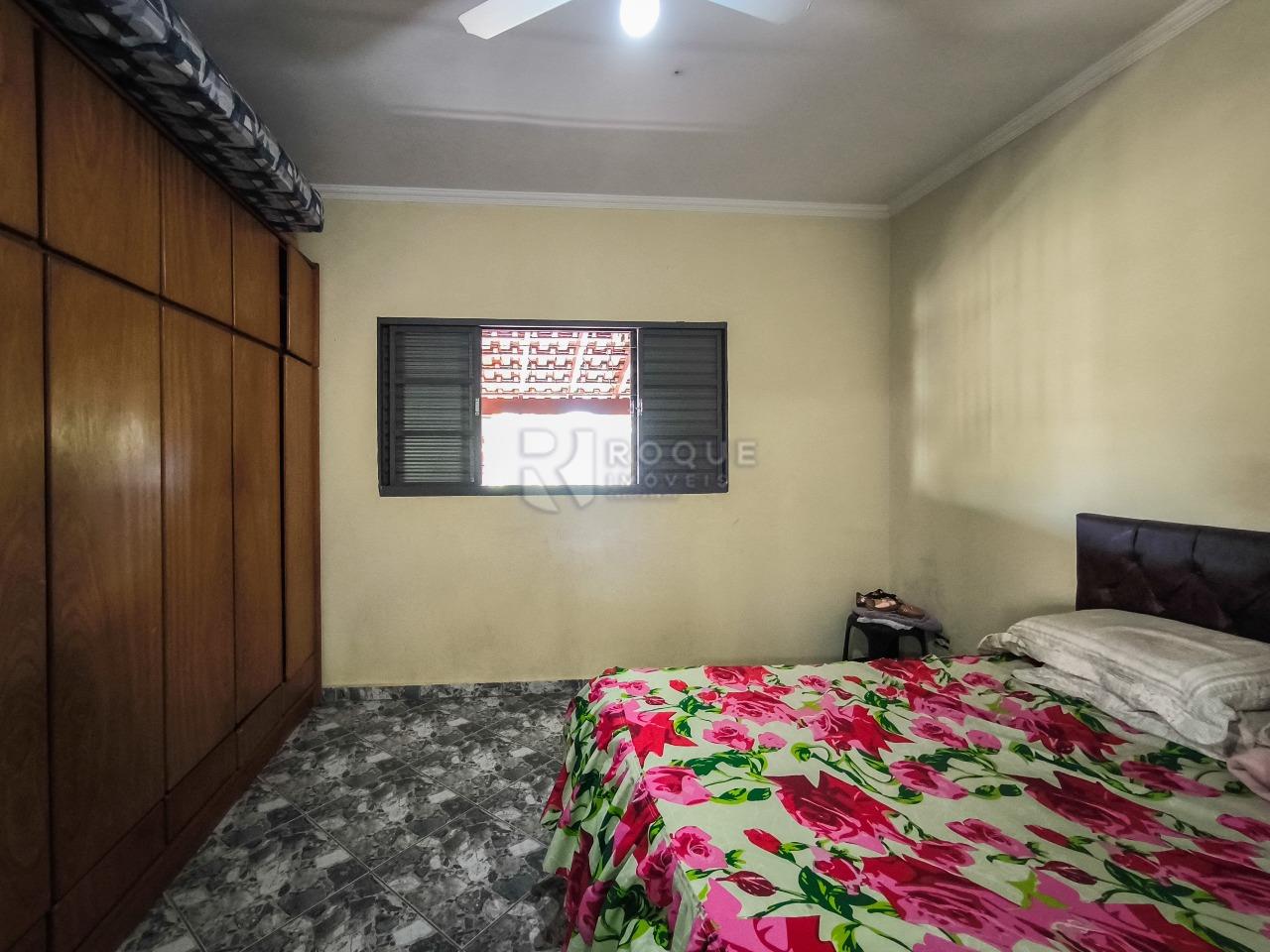 Chácara à venda no bairro Bairro dos Lopes: SUÍTE