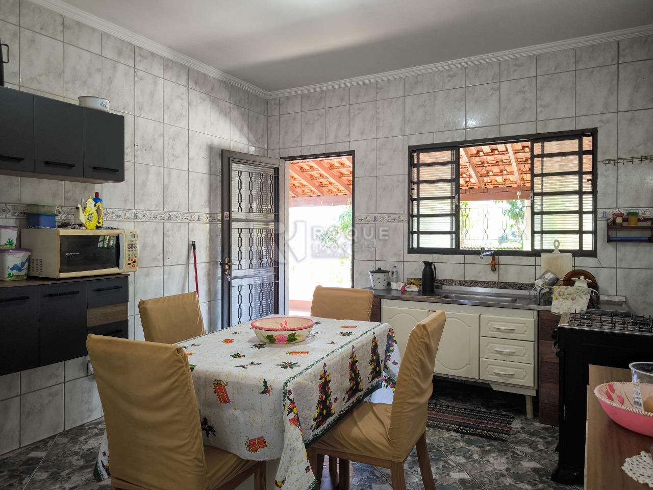 Chácara à venda no bairro Bairro dos Lopes: COZINHA