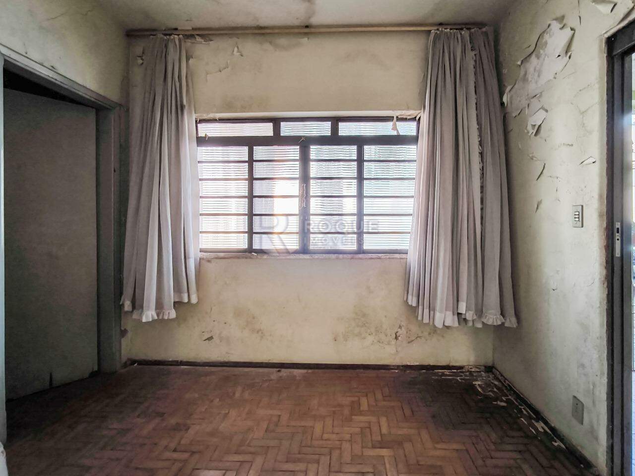 Casa Residencial à venda no bairro Centro: SALA DE ESTAR CASA 1