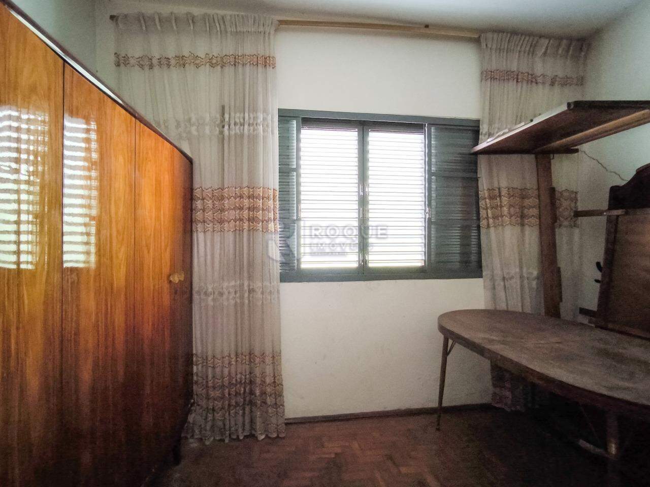 Casa Residencial à venda no bairro Centro: DORMITÓRIO CASA 1
