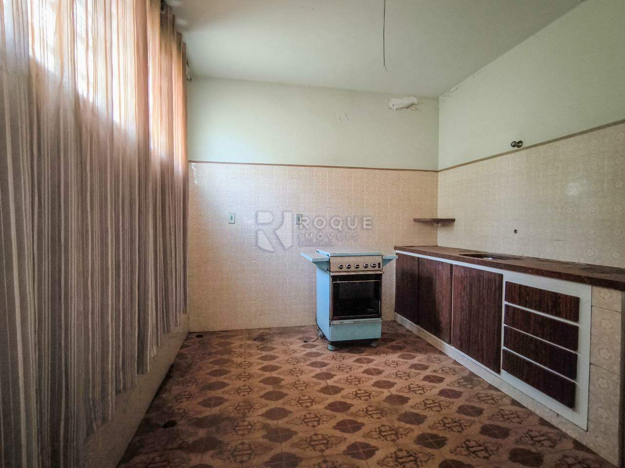 Casa Residencial à venda no bairro Centro: COZINHA CASA 1