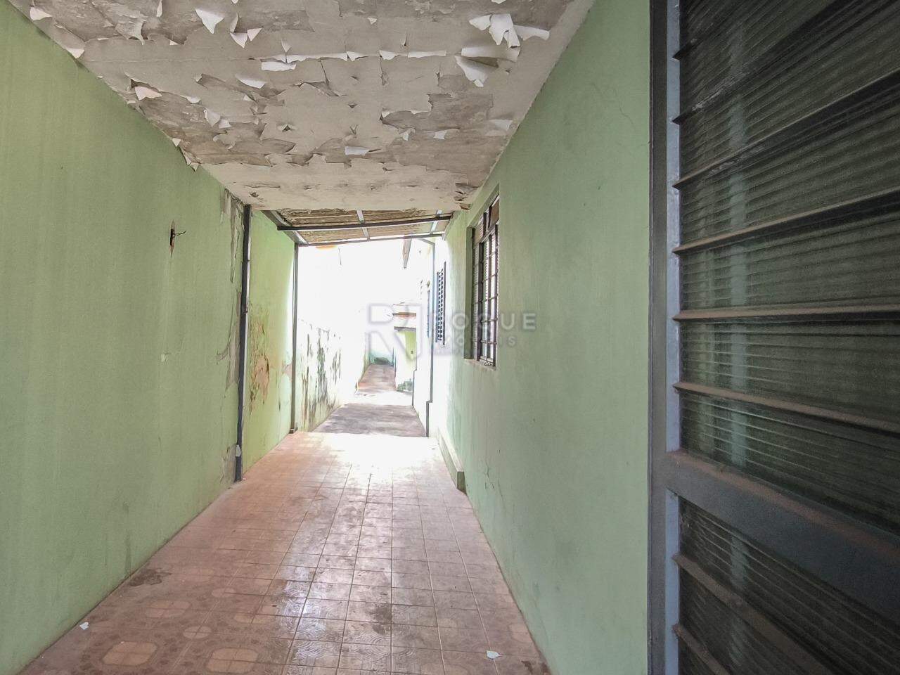 Casa Residencial à venda no bairro Centro: LATERAL CASA 1