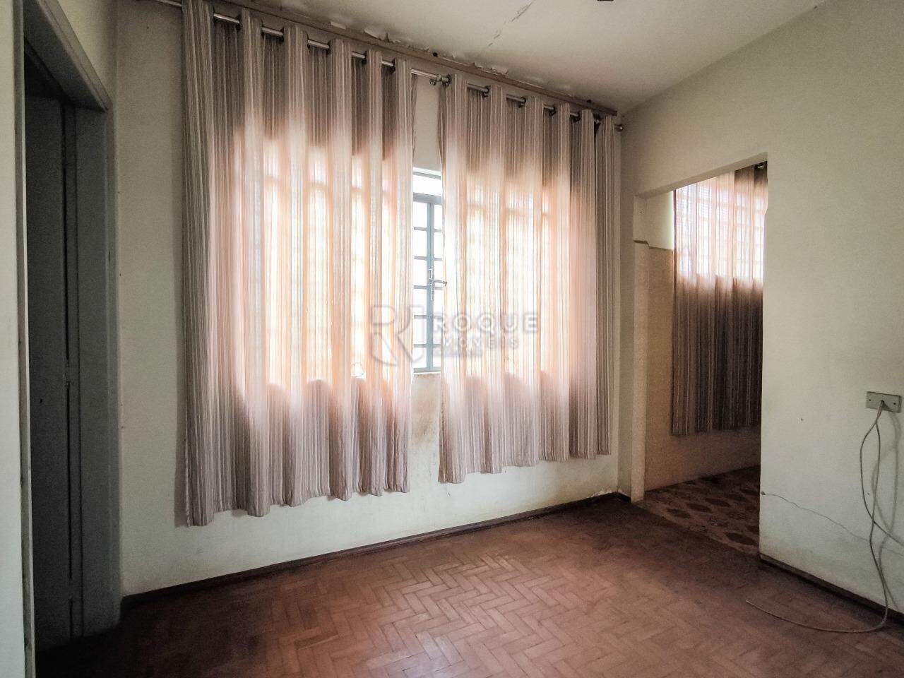 Casa Residencial à venda no bairro Centro: SALA CASA 1