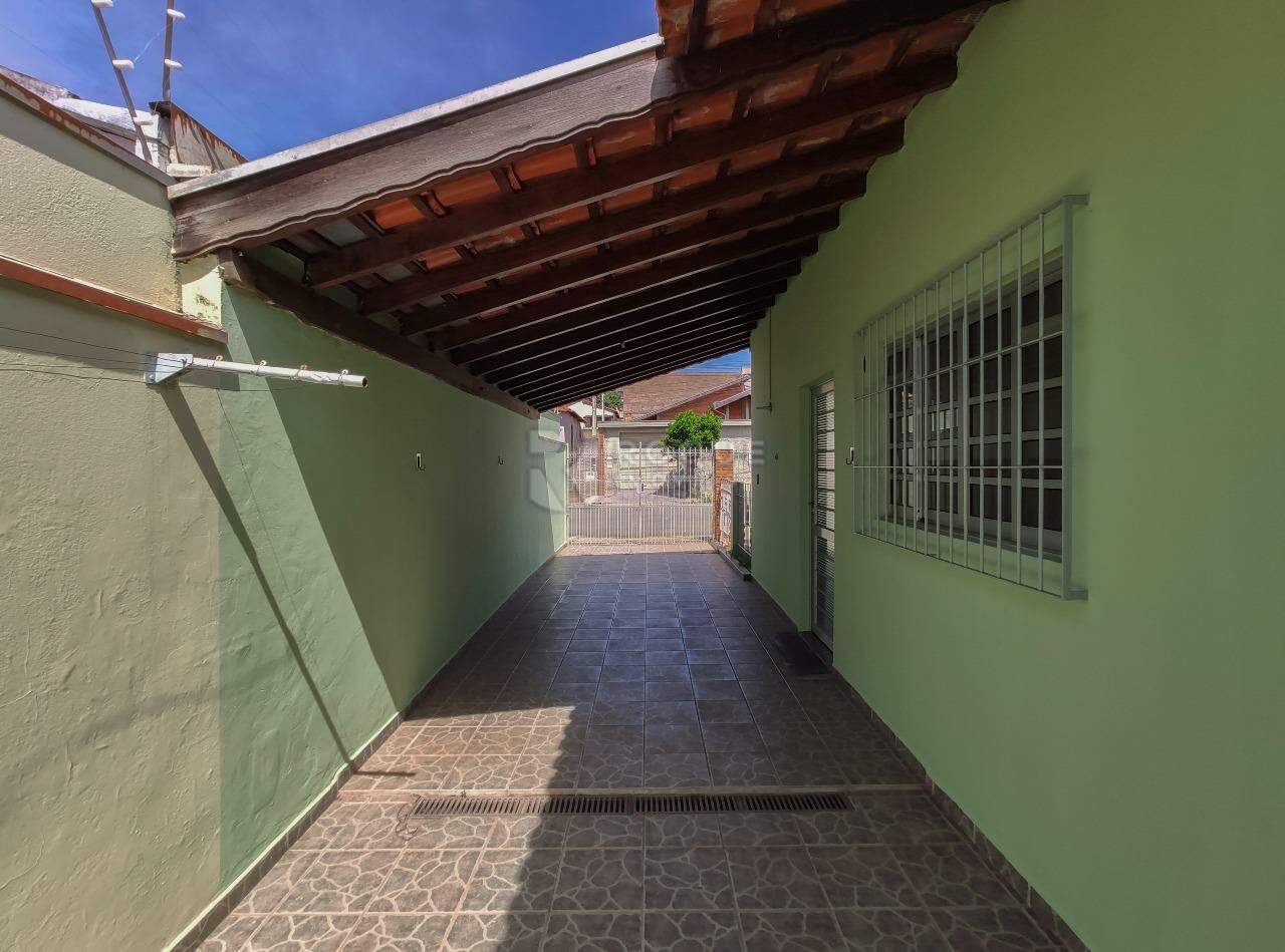 Casa Residencial à venda no bairro Vila Claudia: Garagem 