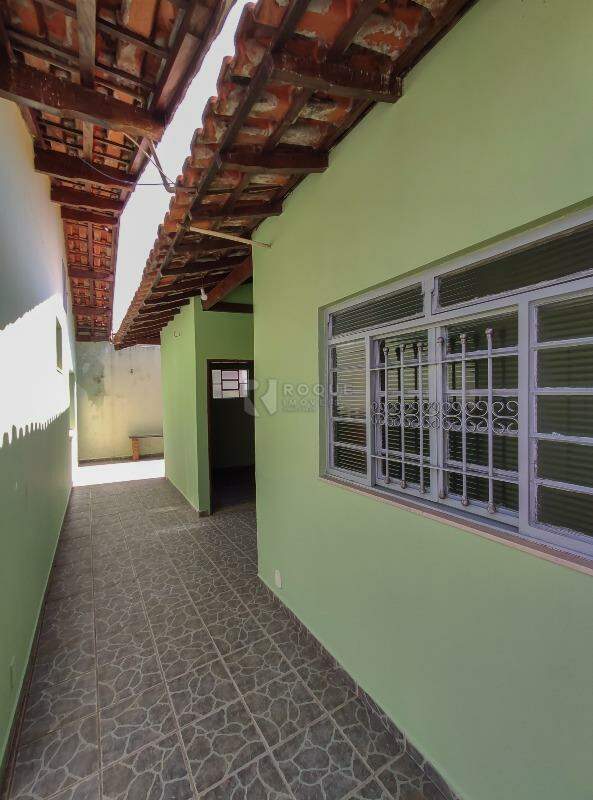 Casa Residencial à venda no bairro Vila Claudia: Fundo 