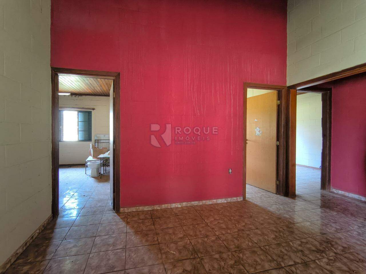 Sítio à venda no bairro Área Rural de Limeira: SALA DE ESTAR