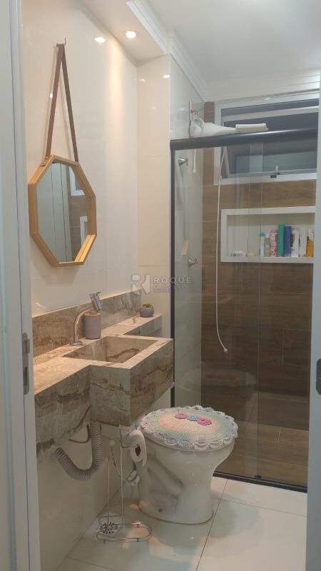 Apartamento à venda no bairro Vila Teixeira Marques: BANHEIRO SOCIAL