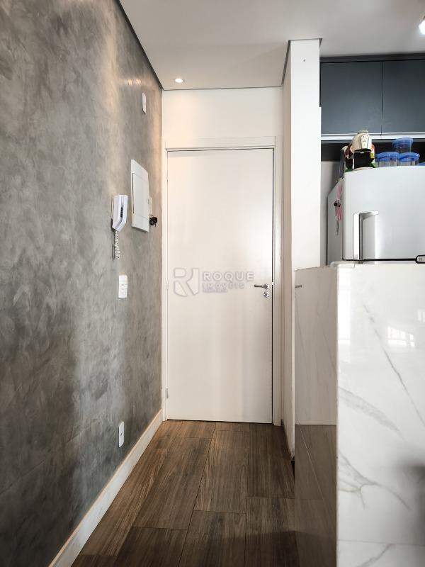 Apartamento à venda no bairro Vila Teixeira Marques: HALL DE ENTRADA