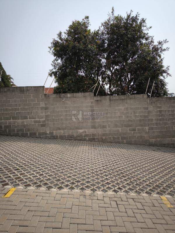 Apartamento à venda no bairro Vila Teixeira Marques: VAGA DE ESTACIONAMENTO
