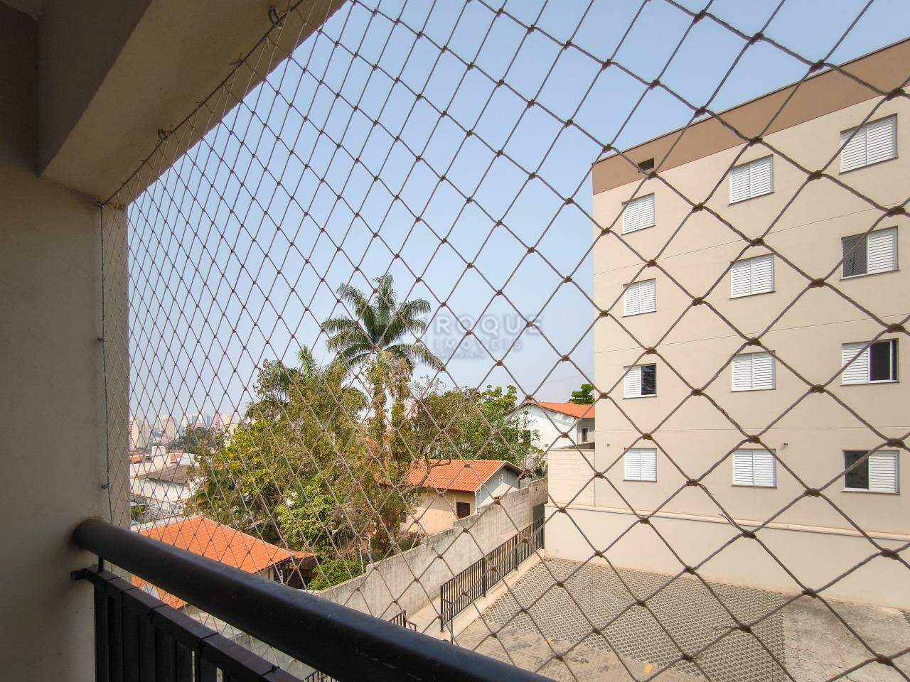 Apartamento à venda no bairro Vila Teixeira Marques: VISTA PARCIAL