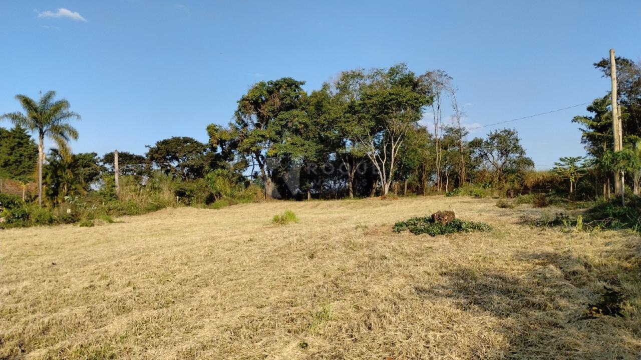 Chácara à venda no bairro Tatu: 