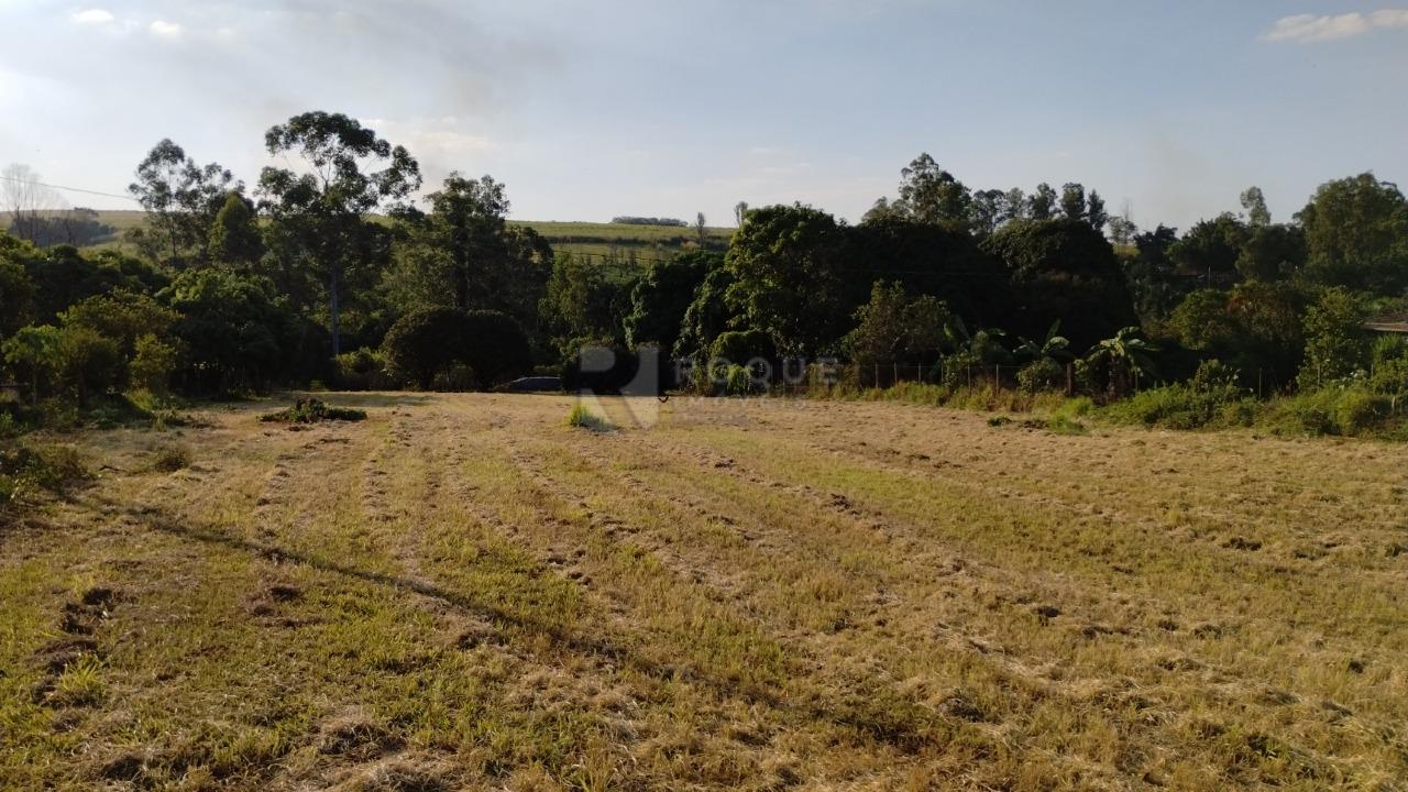 Chácara à venda no bairro Tatu: 