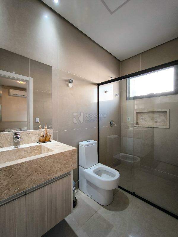 Casa em condomínio à venda no bairro Terras de São Bento II: WC SUÍTE 2
