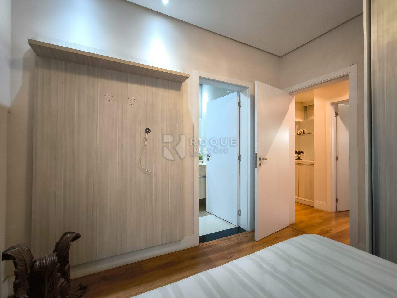 Casa em condomínio à venda no bairro Terras de São Bento II: SUÍTE 1