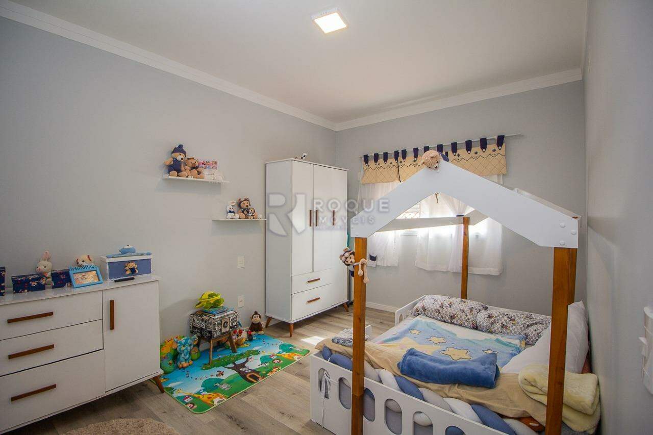 Casa Residencial à venda no bairro Jardim Adélia Cavicchia Grotta: 