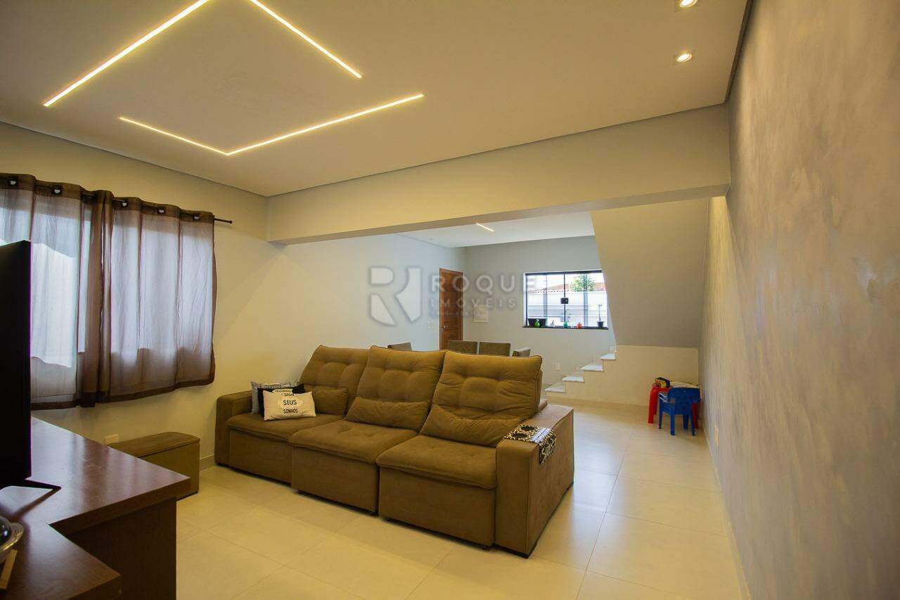 Casa Residencial à venda no bairro Jardim Adélia Cavicchia Grotta: 