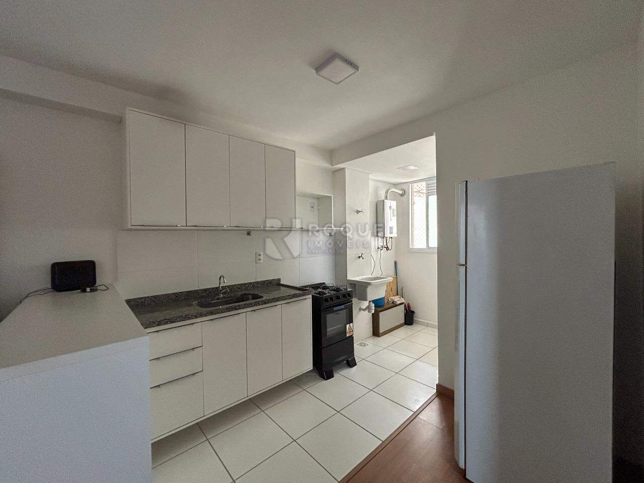 Apartamento para aluguel no bairro Jardim Trevo: Cozinha