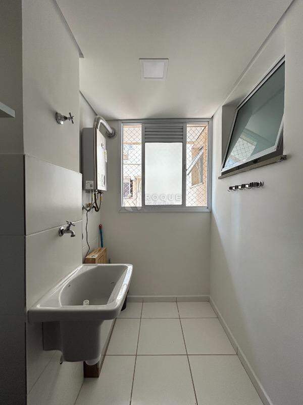 Apartamento para aluguel no bairro Jardim Trevo: Área de serviço