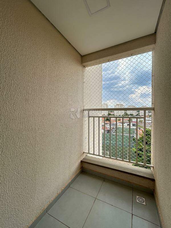 Apartamento para aluguel no bairro Jardim Trevo: Sacada