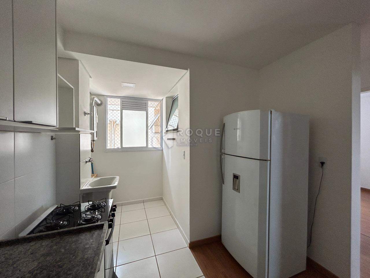 Apartamento para aluguel no bairro Jardim Trevo: Cozinha