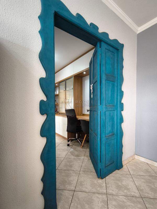 Apartamento à venda no bairro Centro: ESCRITÓRO