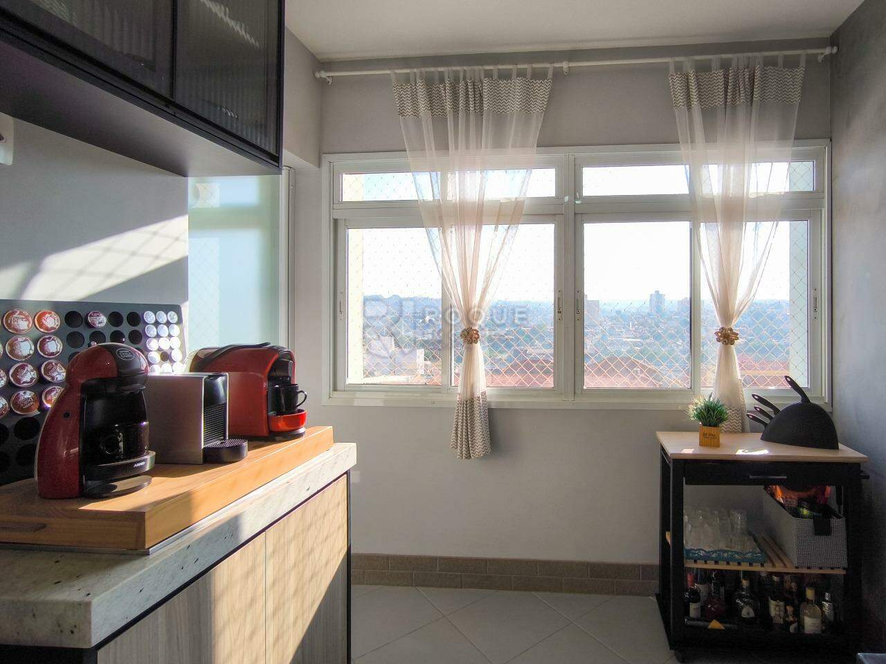 Apartamento à venda no bairro Centro: COZINHA
