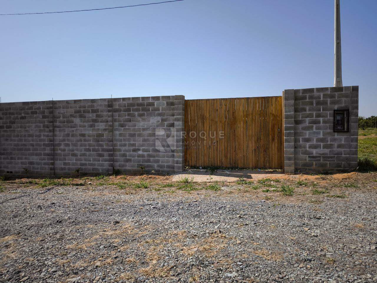 Chácara à venda no bairro Pires de Baixo: FRENTE