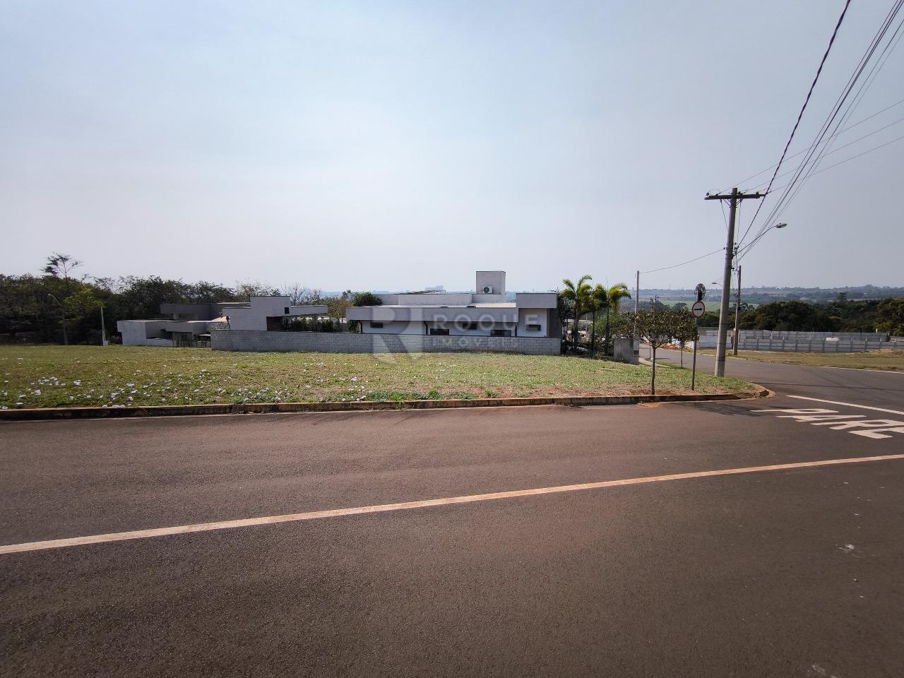 Terreno em condomínio à venda no bairro Residencial Florisa: 