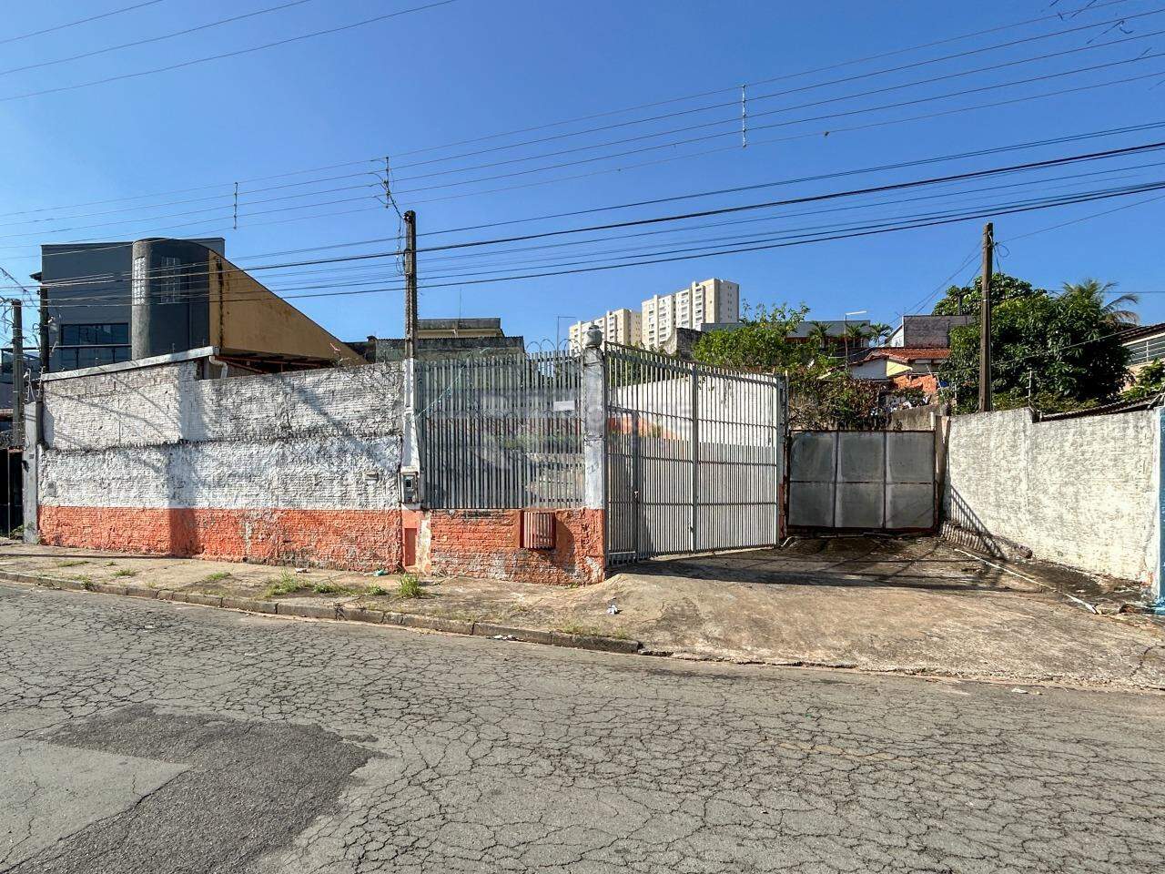 Terreno para aluguel no bairro Jardim Esteves: Fachada 