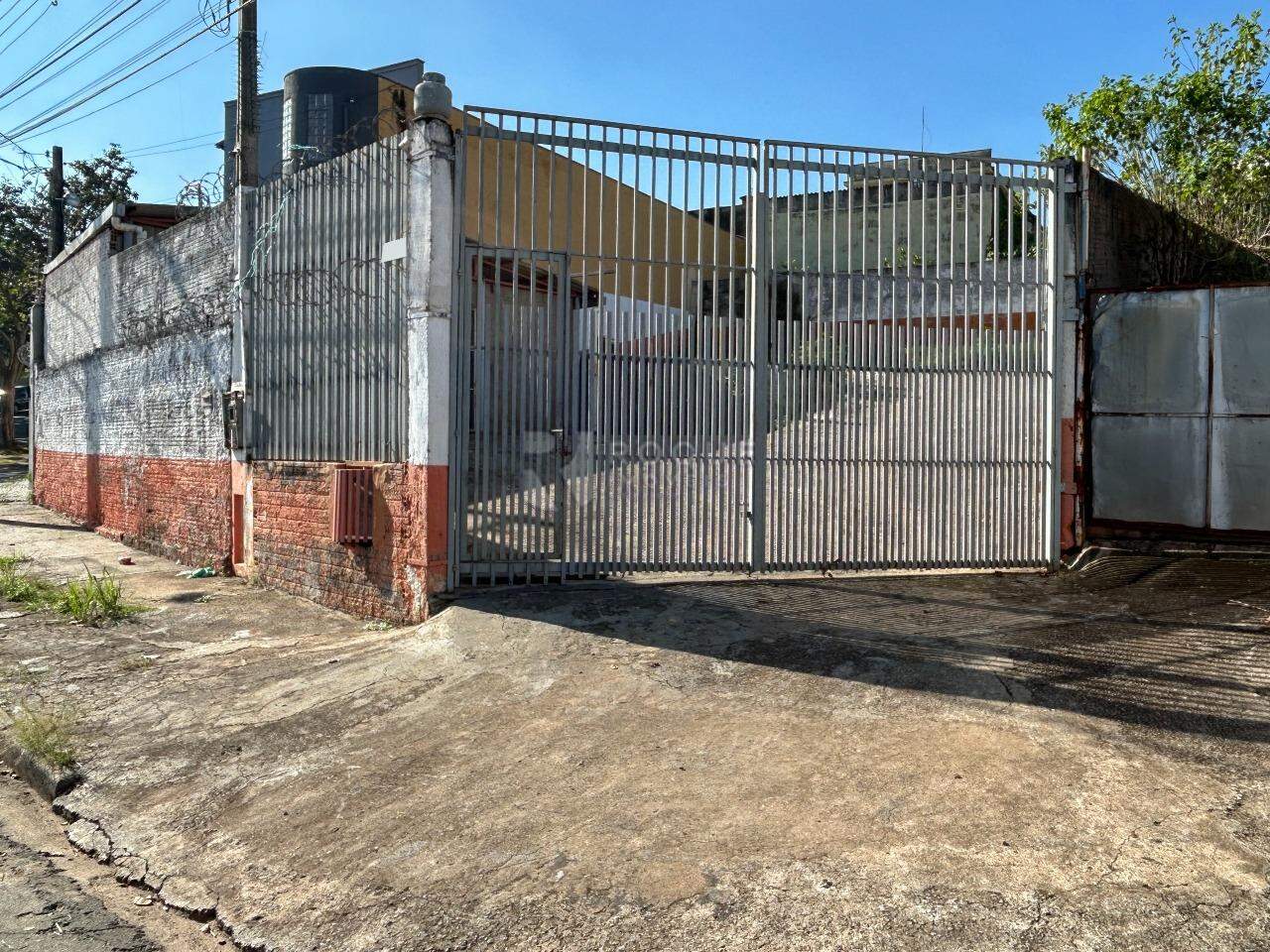 Terreno para aluguel no bairro Jardim Esteves: Fachada 