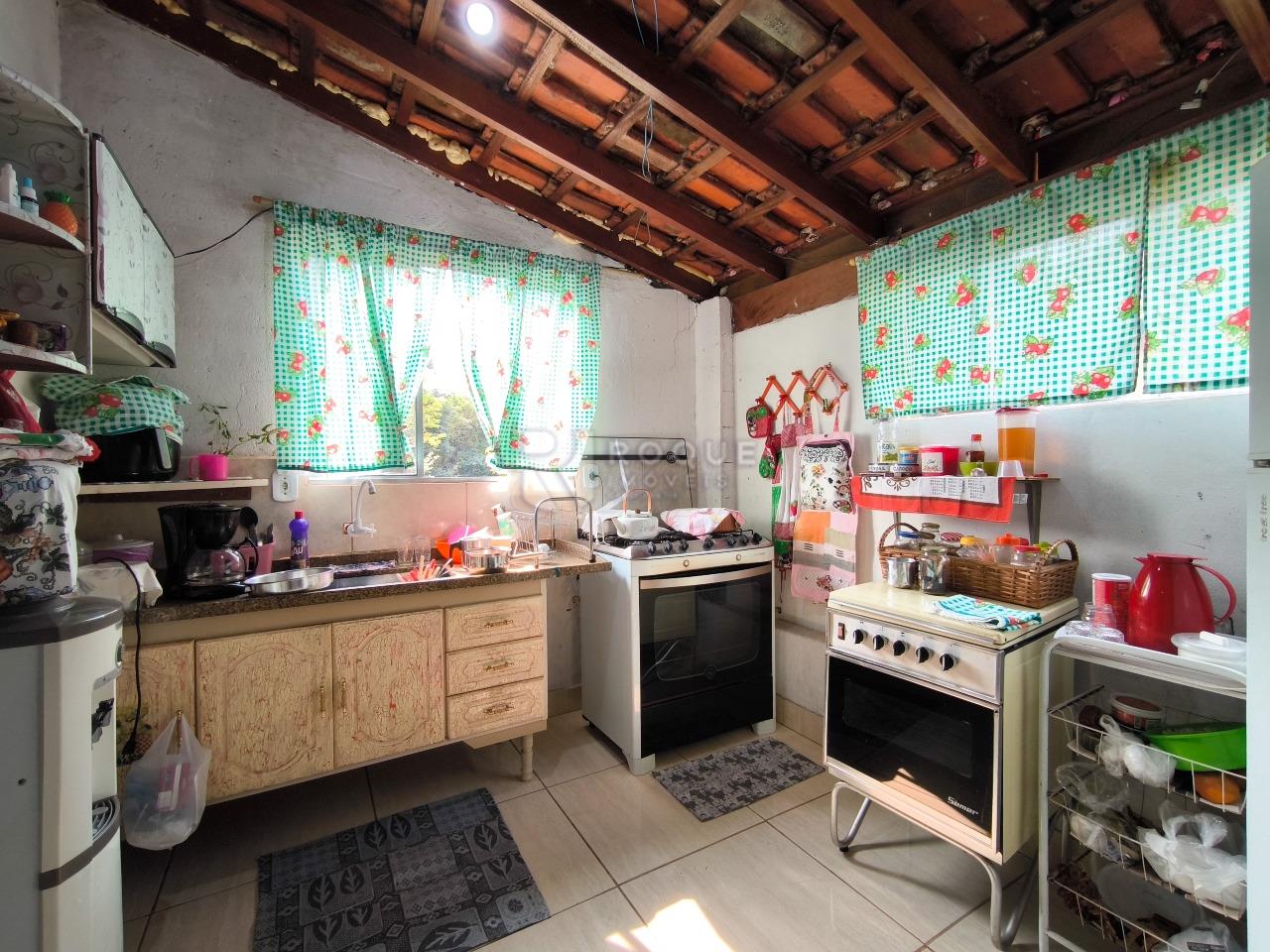 Chácara à venda no bairro Pires de Cima: COZINHA CASA 2