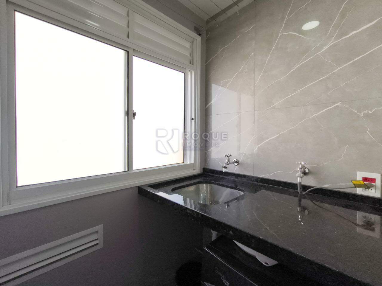 Apartamento à venda no bairro Residencial Jardins de Limeira: LAVANDERIA