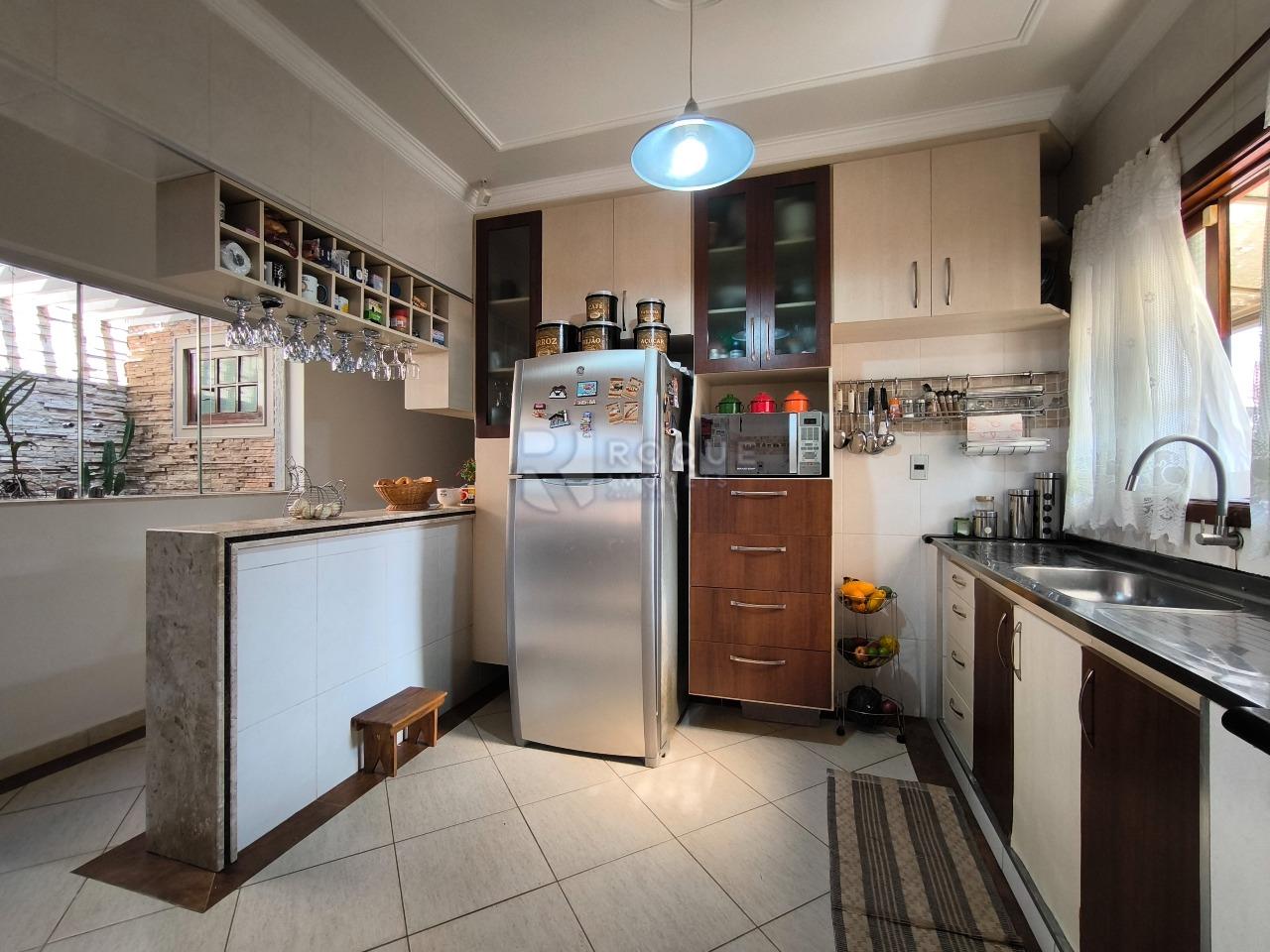 Casa Residencial à venda no bairro Residencial Las Palmas: COZINHA