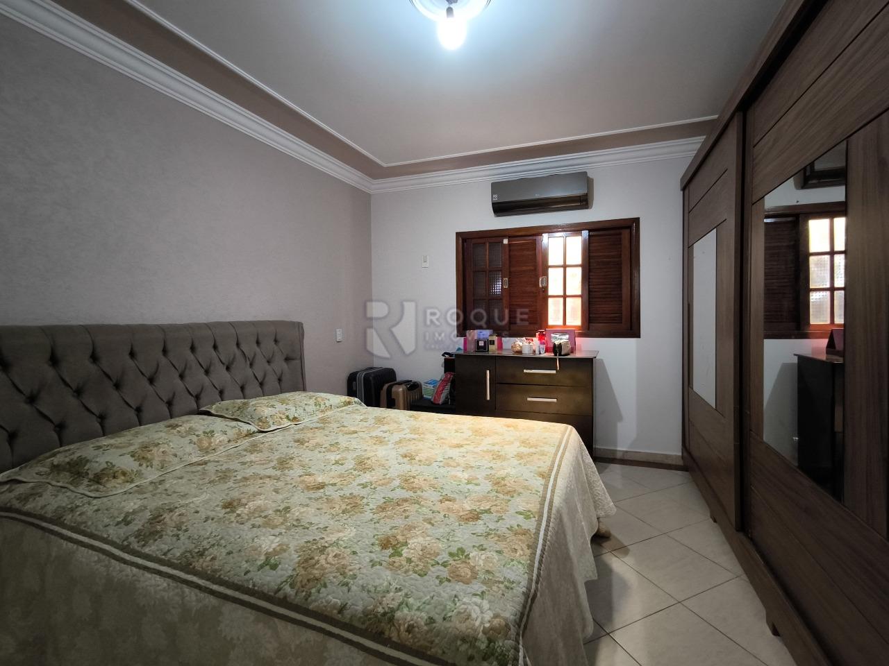 Casa Residencial à venda no bairro Residencial Las Palmas: SUÍTE