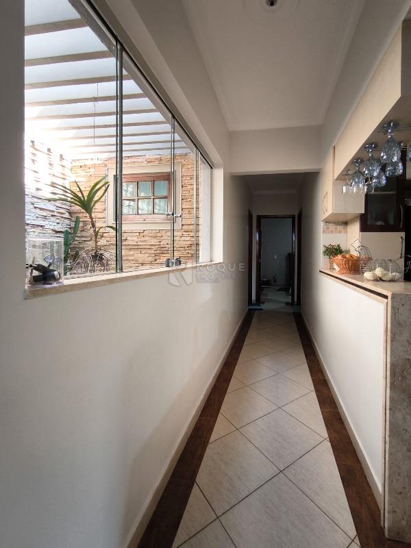 Casa Residencial à venda no bairro Residencial Las Palmas: CORREDOR INTERNO