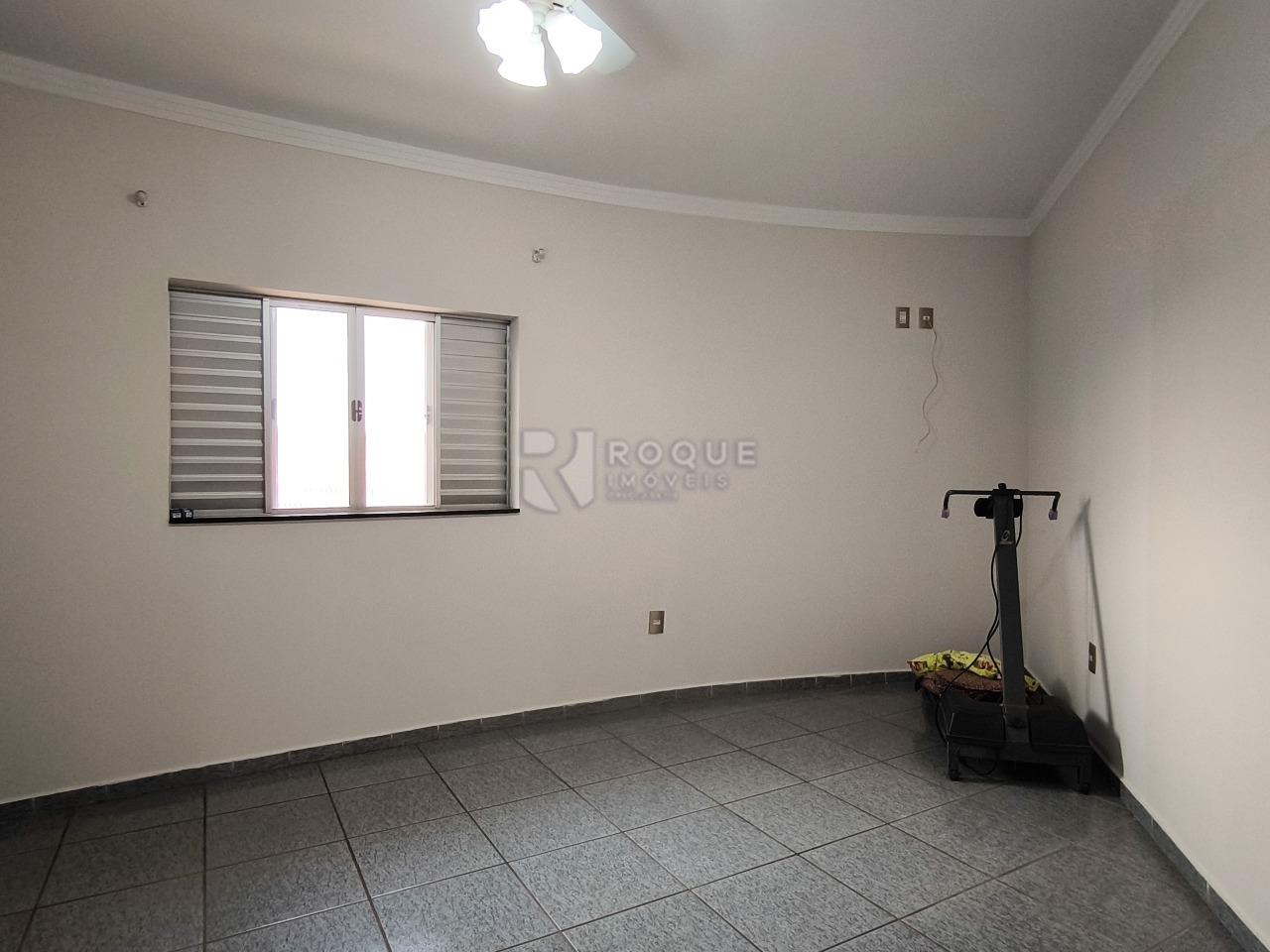 Casa Comercial à venda no bairro Jardim Residencial Graminha II: DORMITÓRIO 2