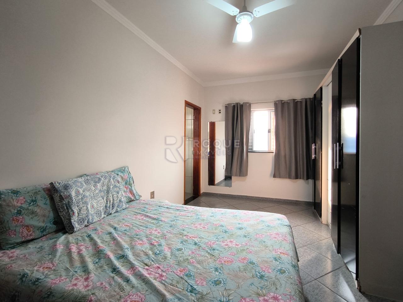 Casa Comercial à venda no bairro Jardim Residencial Graminha II: SUÍTE