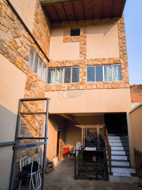 Casa Comercial à venda no bairro Jardim Residencial Graminha II: ACESSO