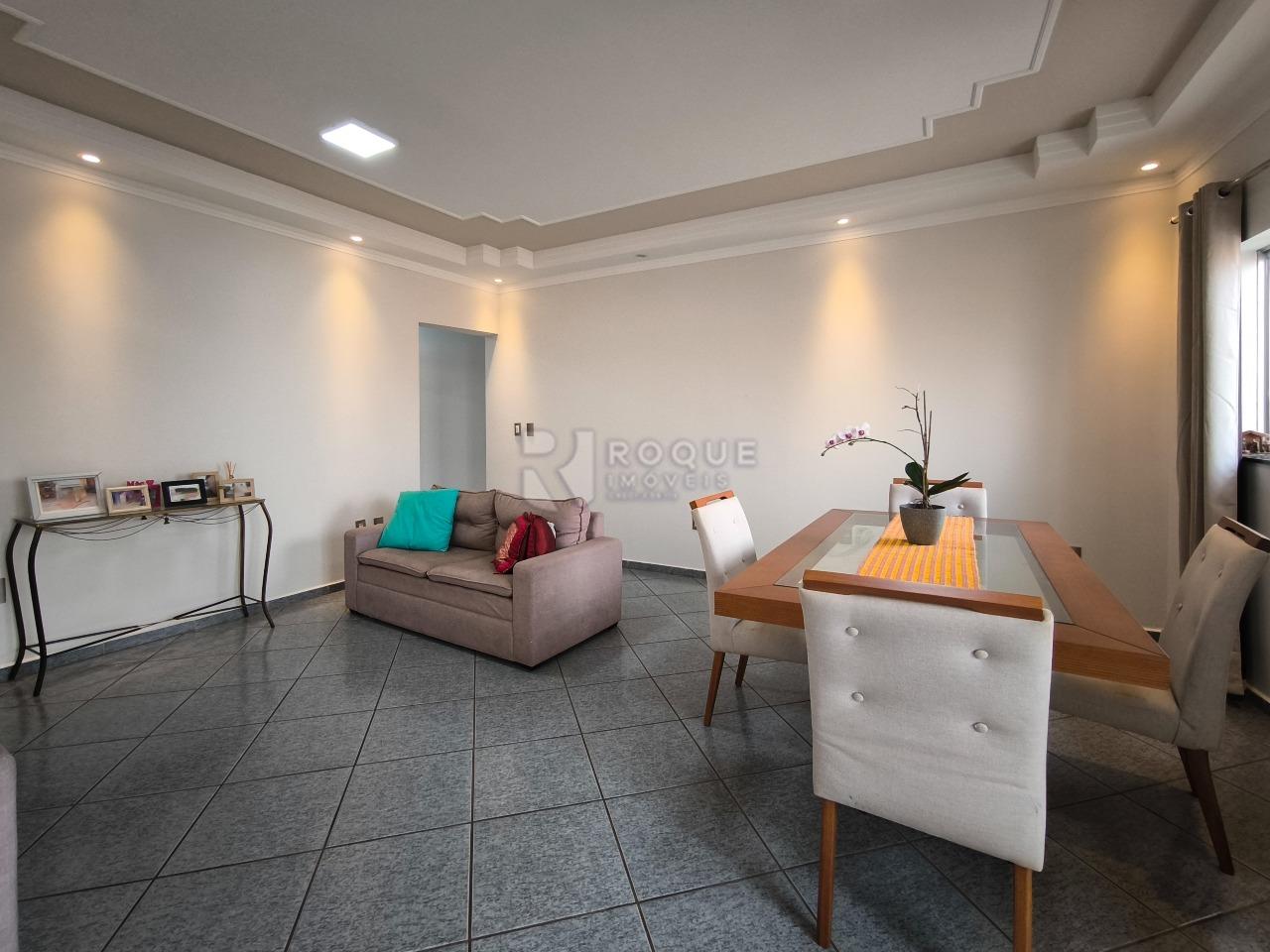 Casa Comercial à venda no bairro Jardim Residencial Graminha II: SALA DE ESTAR