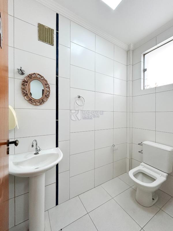 Salas/Conjuntos para aluguel no bairro Centro: WC Social