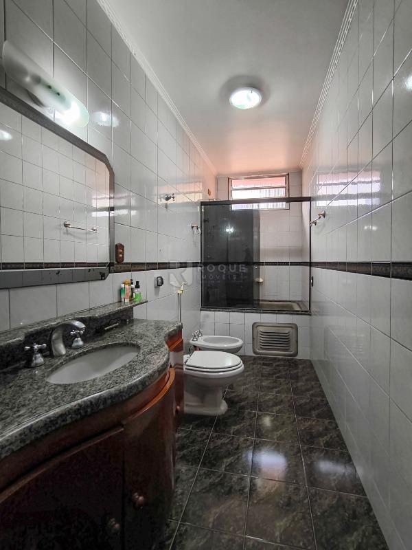 Casa Residencial à venda no bairro Vila Santa Lucia: WC SUÍTE