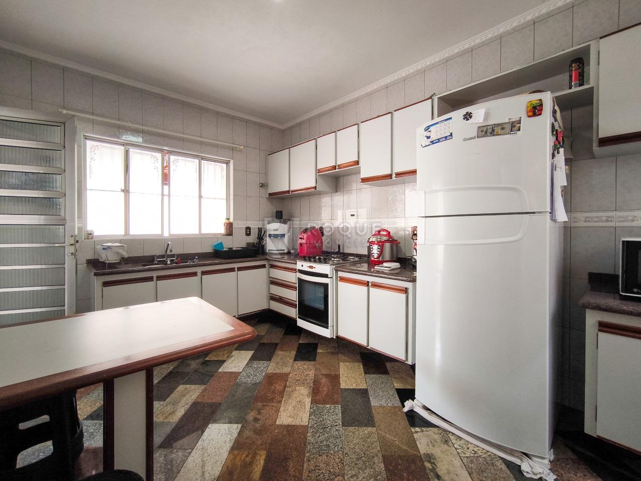 Casa Residencial à venda no bairro Vila Santa Lucia: COZINHA