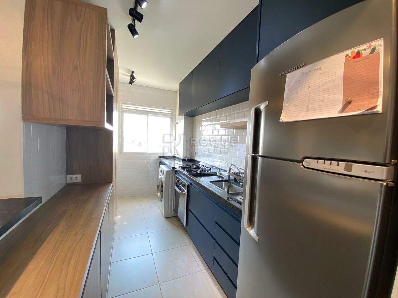 Apartamento à venda no bairro Chácaras Antonieta: Cozinha