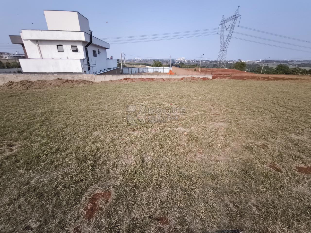 Terreno em condomínio à venda no bairro Residencial Florisa: 