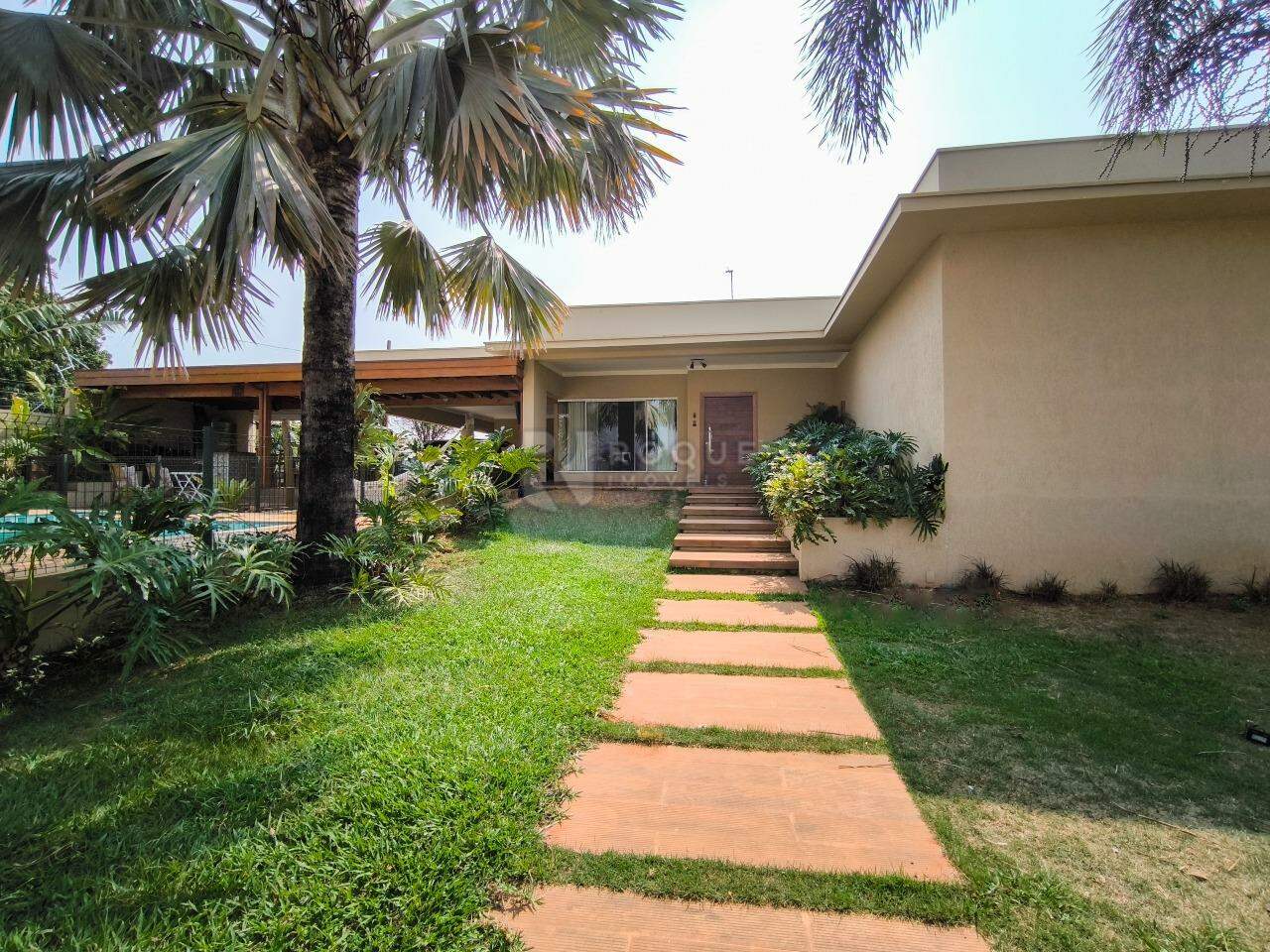 Chácara à venda no bairro Jardim Florença: ENTRADA