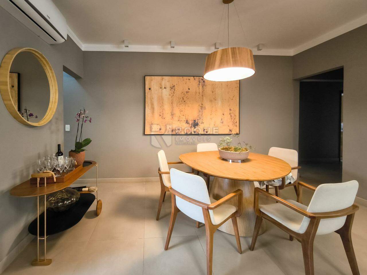 Chácara à venda no bairro Jardim Florença: SALA DE JANTAR