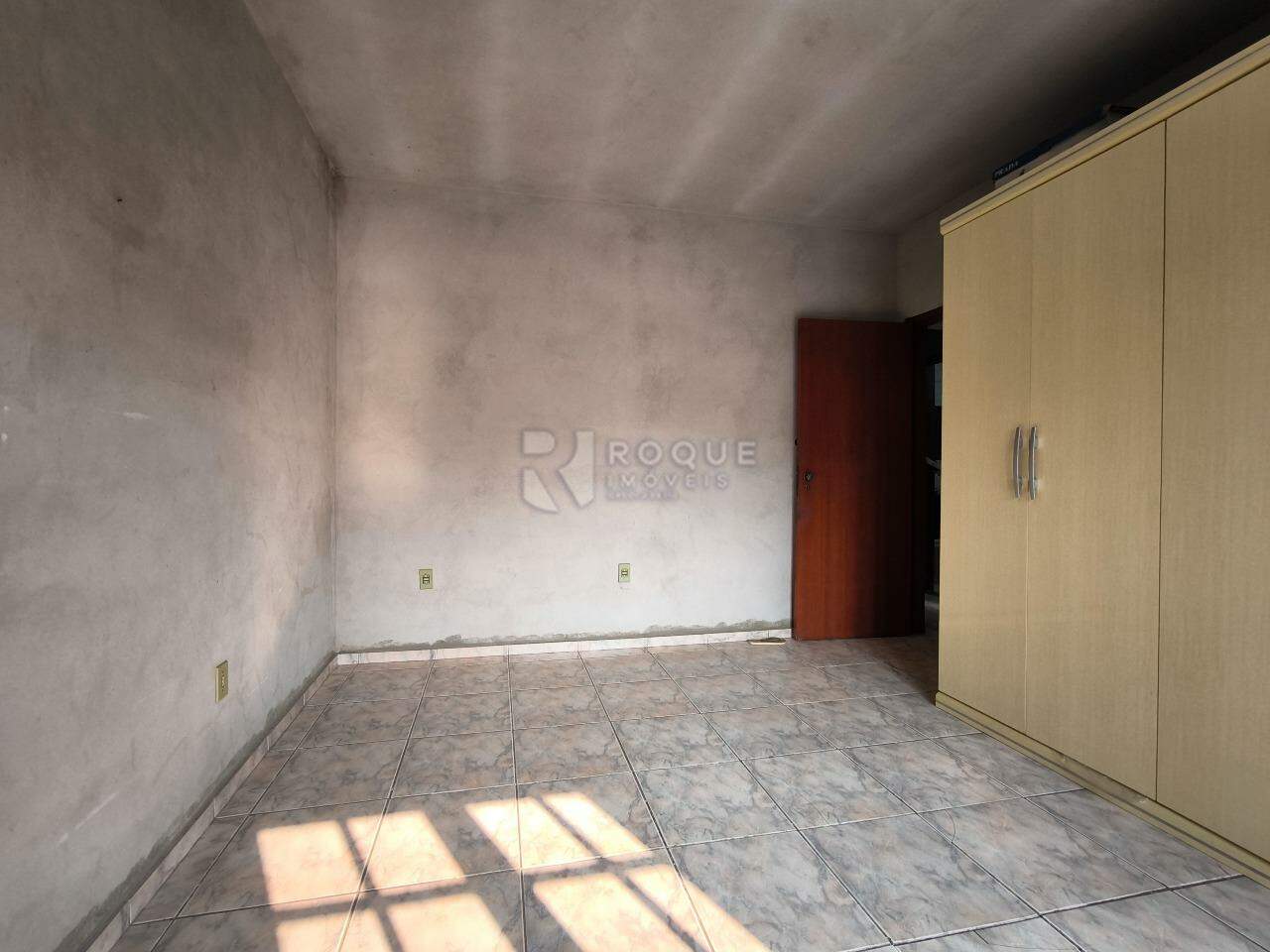 Casa Residencial à venda no bairro Conjunto Habitacional Victor D’Andrea: DORMITÓRIO 1