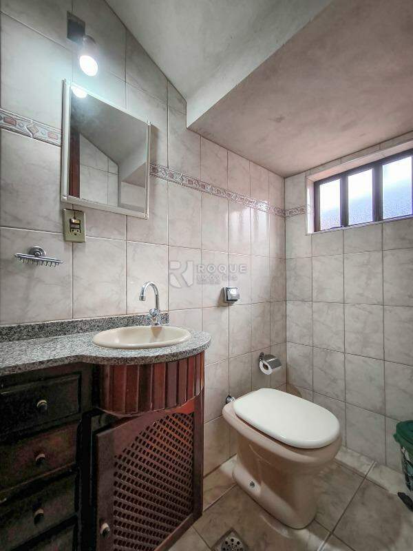 Casa Residencial à venda no bairro Conjunto Habitacional Victor D’Andrea: LAVABO
