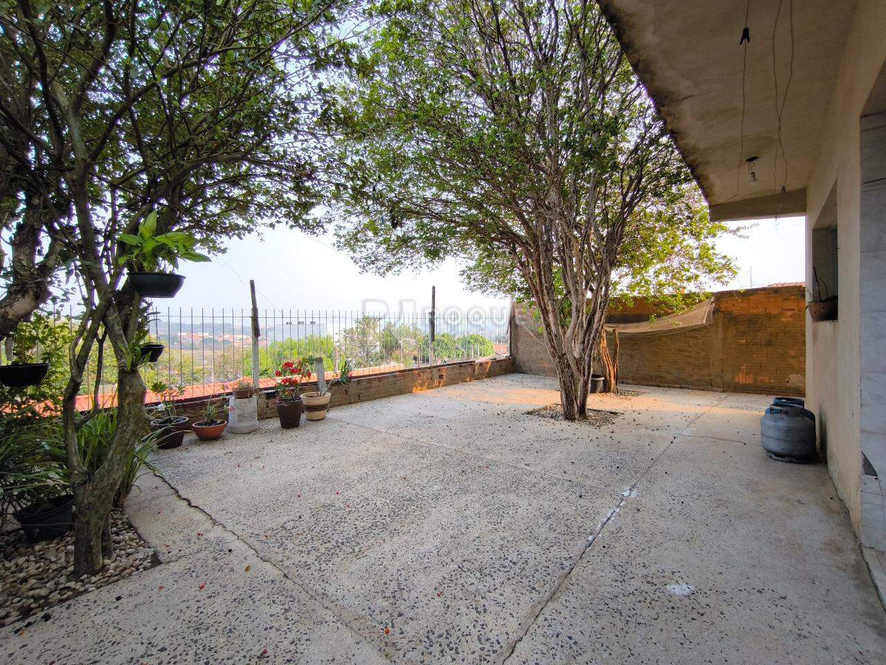 Casa Residencial à venda no bairro Conjunto Habitacional Victor D’Andrea: QUINTAL